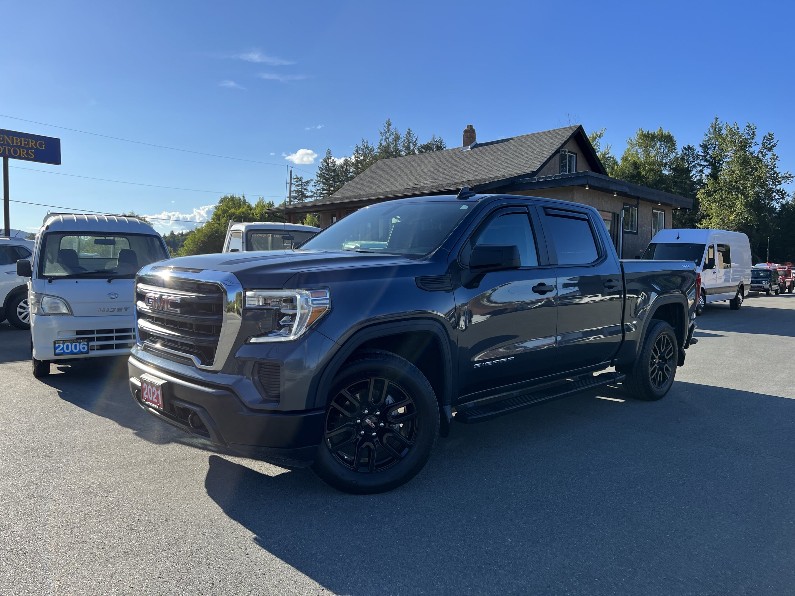 2021 GMC SIERRA 1500 CREW CAB 4X4 (58,922 Km’s) - Kolenberg Motors